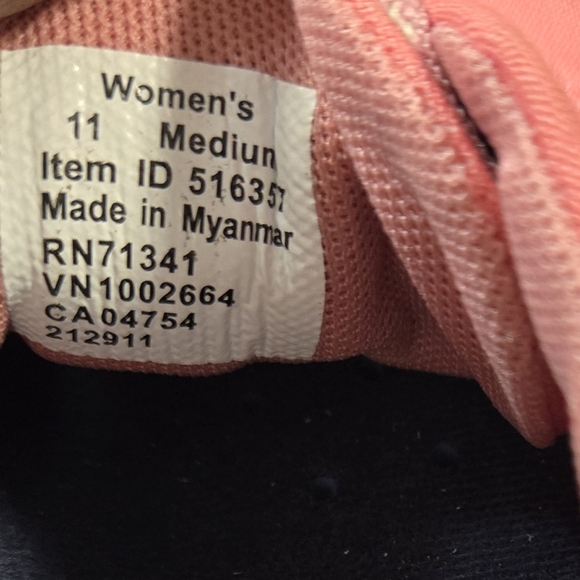 [NEW] L.L. Bean Women's Eco Woods Lace-Up Sneakers With Bubble Gum Sole Size 11 - Picture 9 of 14